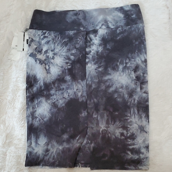 DKNY Sport Active Skirt Gray Tie Dye Size L NWT - Picture 3 of 8